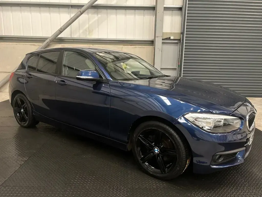 Używany BMW 116 Comfort Edition 116 KM (85 kW) 2017 Niebieski Hatchback