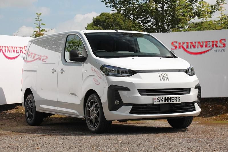 White Used 2024 Fiat Scudo Van | £19,995 (Good price) - Image 1/4