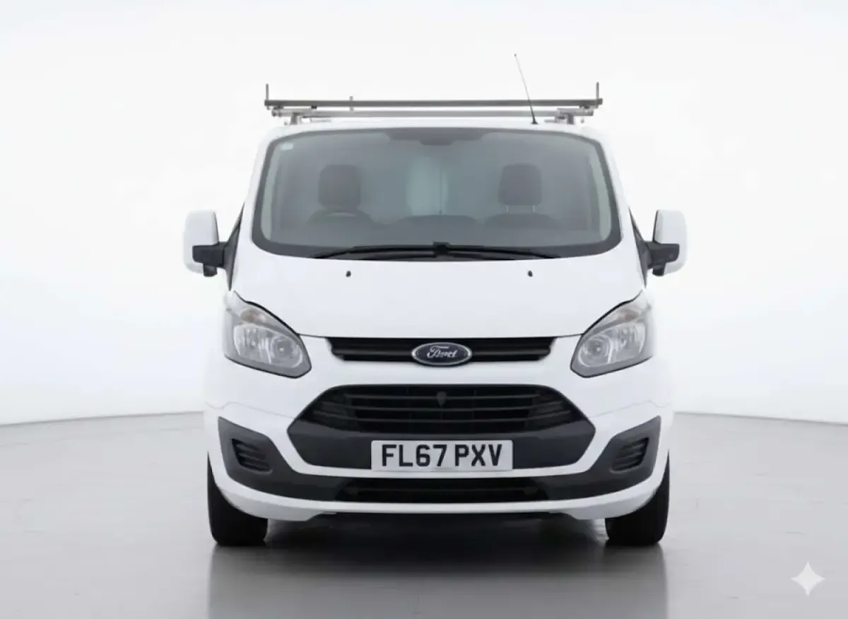 Used Ford Transit Custom 105 HP (77 kW) 2017 White Van