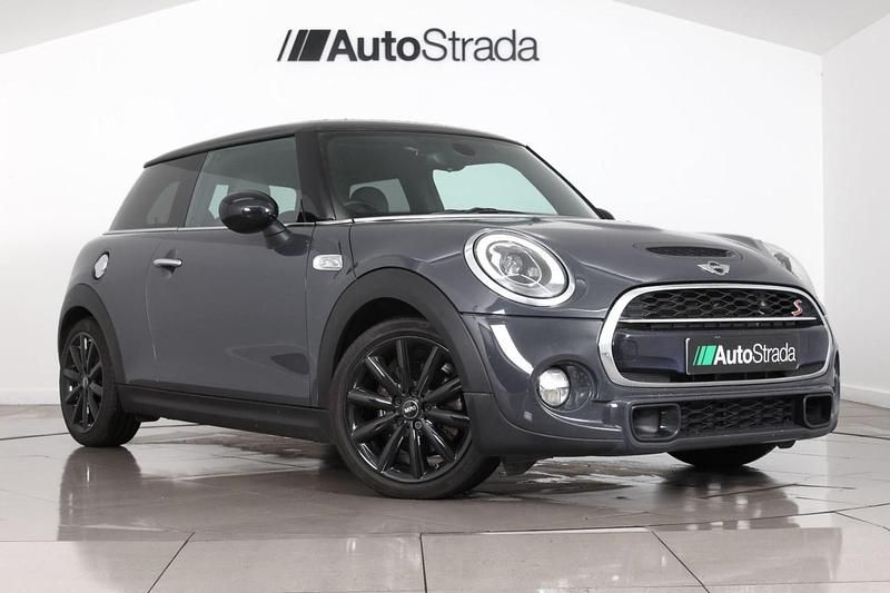 Grey Used 2016 Mini Cooper S Hatch Hatchback | £6,449 (Fair price) - Image 1/4