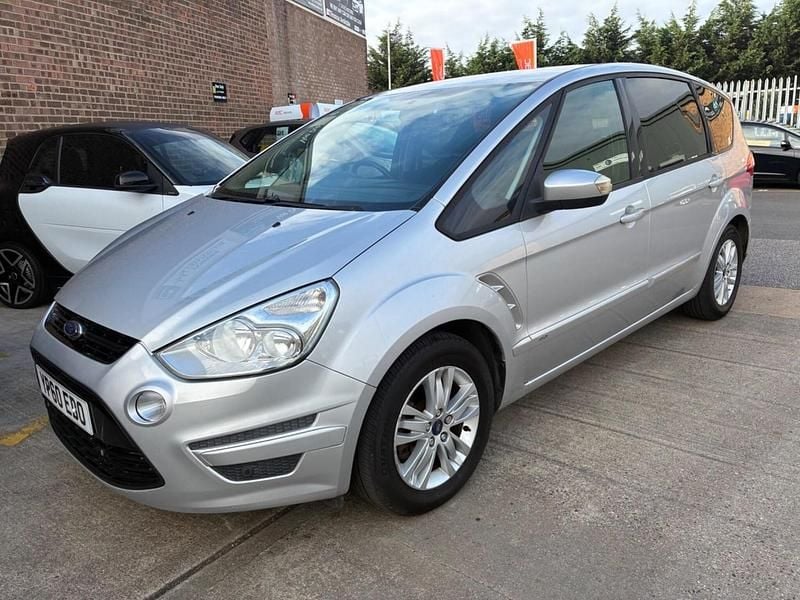Silver Used 2010 Ford S-MAX Zetec MPV | £2,500 - Image 1/4