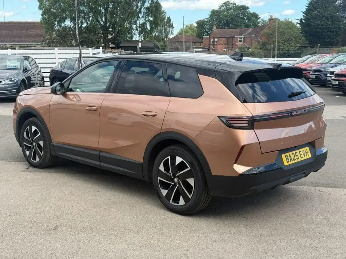 Used Vauxhall Grandland X Ultimate 145 HP (106 kW) 2025 Brown SUV