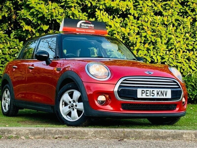 Red Used 2015 Mini Cooper D Hatch Hatchback | £9,490 (Fair price) - Image 1/4