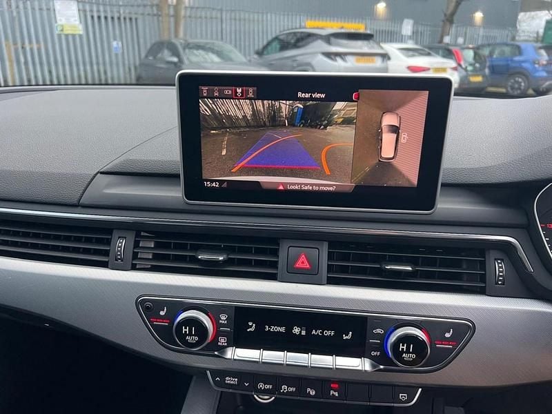 Used Audi A4 2018 White Estate