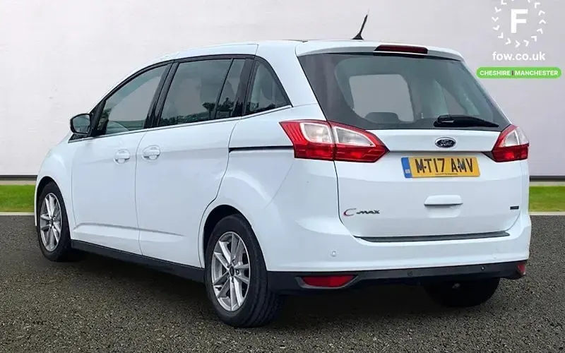 Usado Ford Grand C-Max Zetec 125 HP (91 kW) 2019 Monovolume