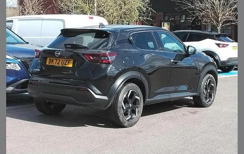 Used Nissan Juke N-Connecta 112 HP (82 kW) 2022 Black SUV