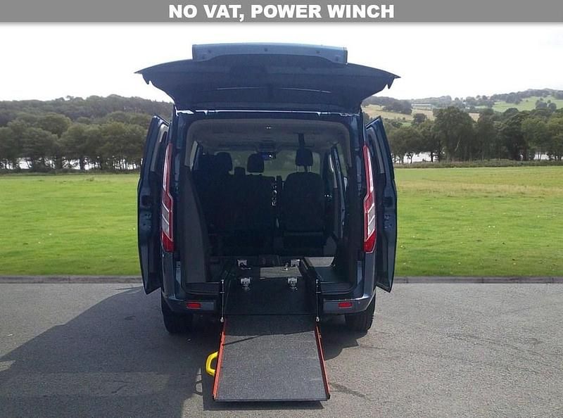 Used Ford Tourneo Custom Titanium 130 HP (95 kW) 2023 Blue Van