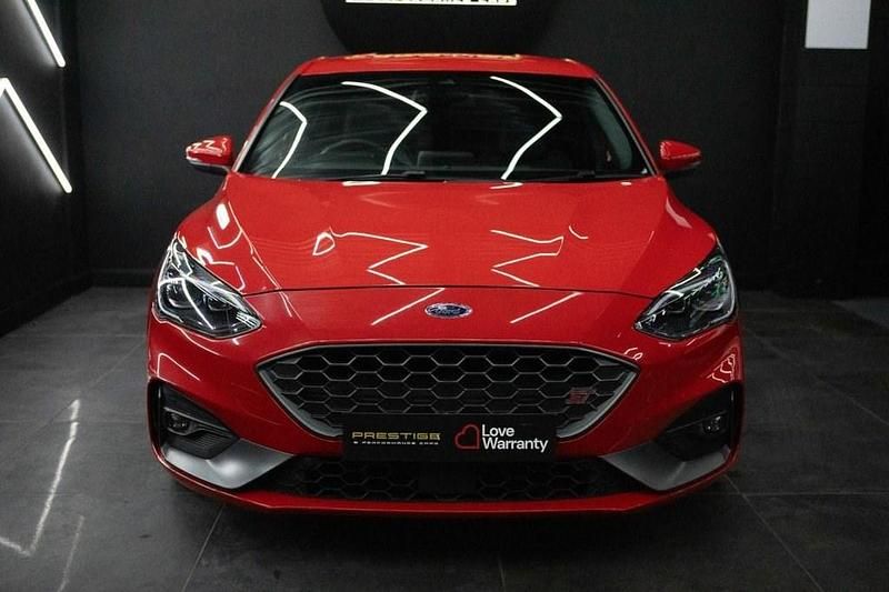 Used Ford Focus ST 190 HP (139 kW) 2021 Red Hatchback