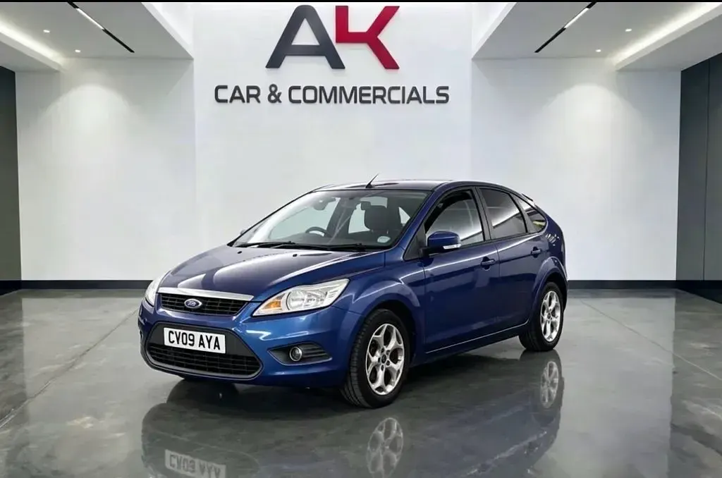 Used Ford Focus Style 99 HP (72 kW) 2009 Blue Hatchback