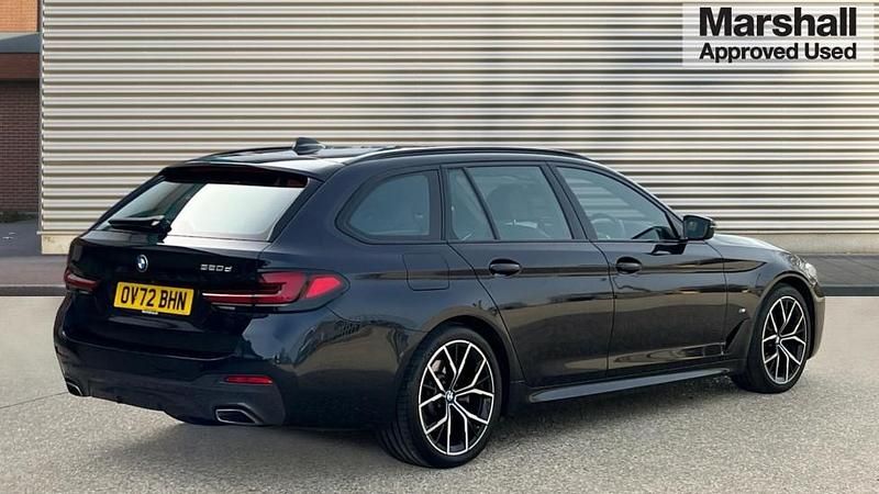 Used BMW 520 M Sport 190 HP (139 kW) 2022 Black Estate