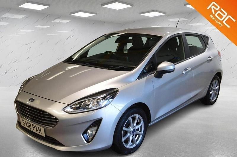 Silver Used 2018 Ford Fiesta Zetec Hatchback | £5,990 (Good price) - Image 1/3