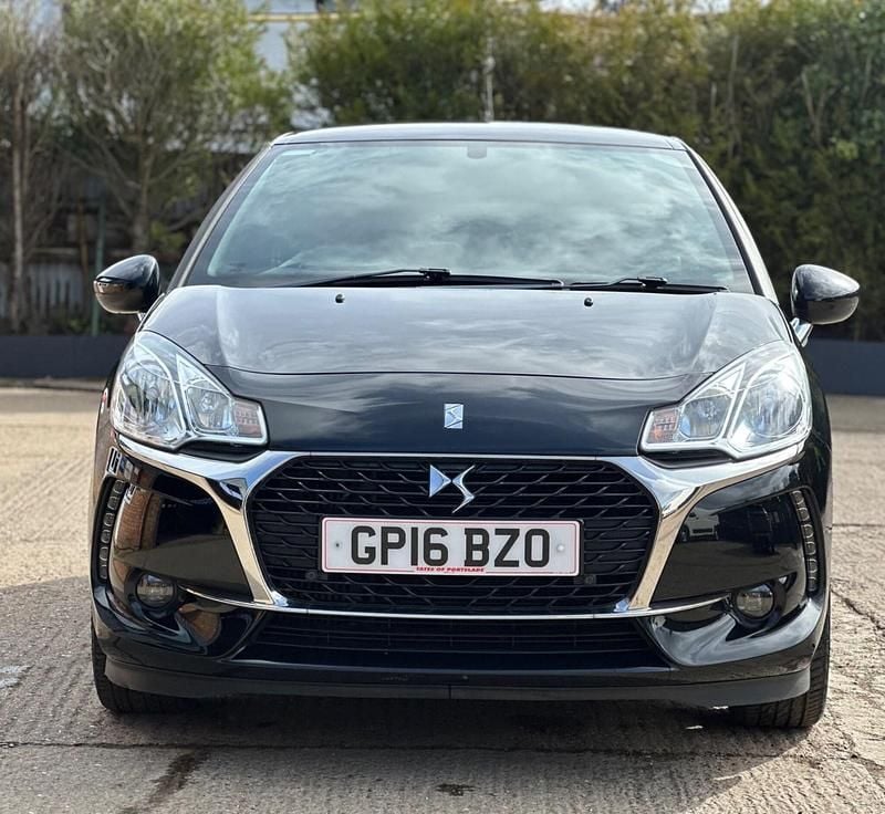 Used DS Automobiles DS4 130 HP (95 kW) 2016 Black Hatchback