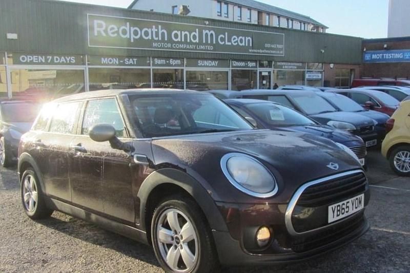Red Used 2015 Mini Cooper Clubman Estate | £5,995 (Fair price) - Image 1/1