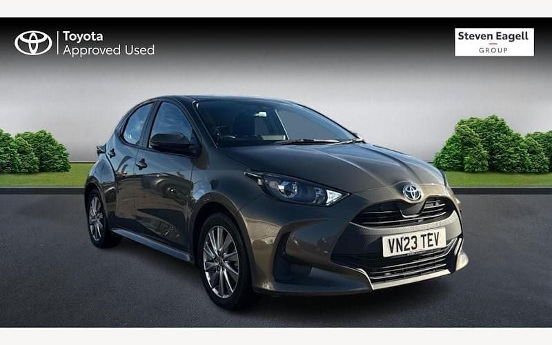 Used 2026 Toyota Yaris Hybrid Hatchback | £16,797 (Super price) - Image 1/3
