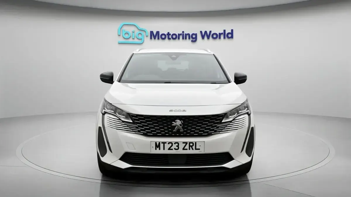 Used Peugeot 5008 Active+ 131 HP (96 kW) 2023 White SUV