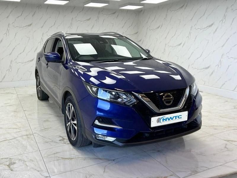 Used Nissan Qashqai N-Connecta 115 HP (84 kW) 2018 Blue SUV