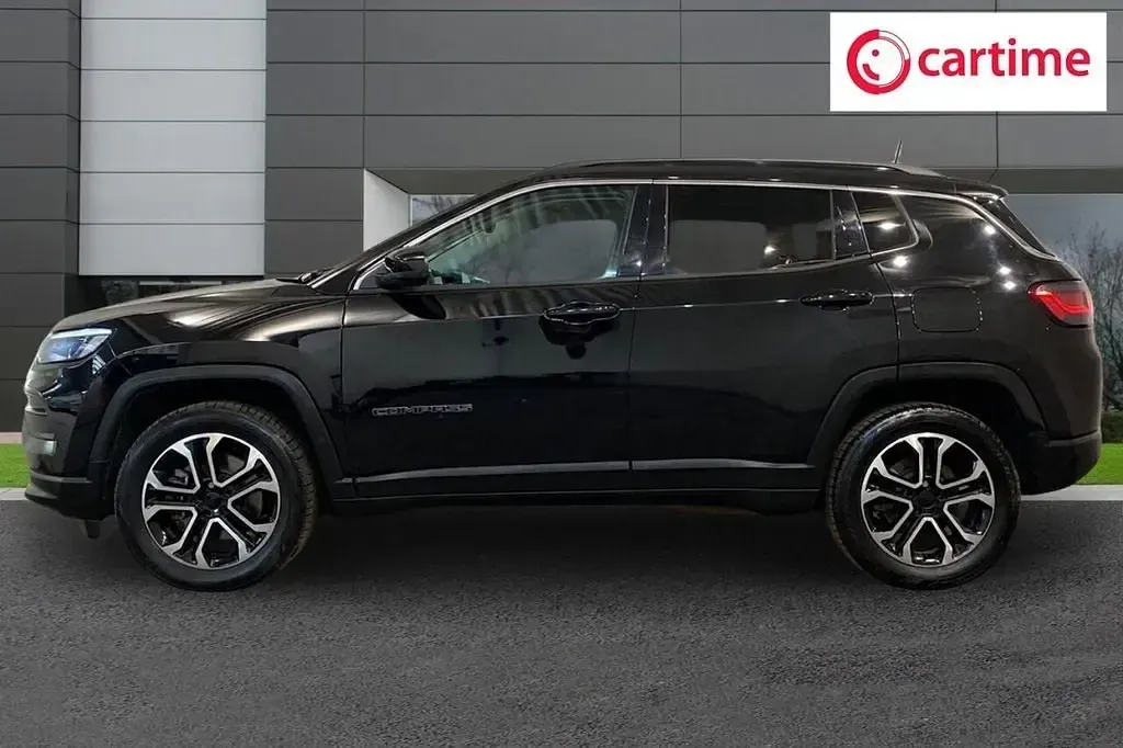 Begagnad Jeep Compass Limited 2023 Svart SUV