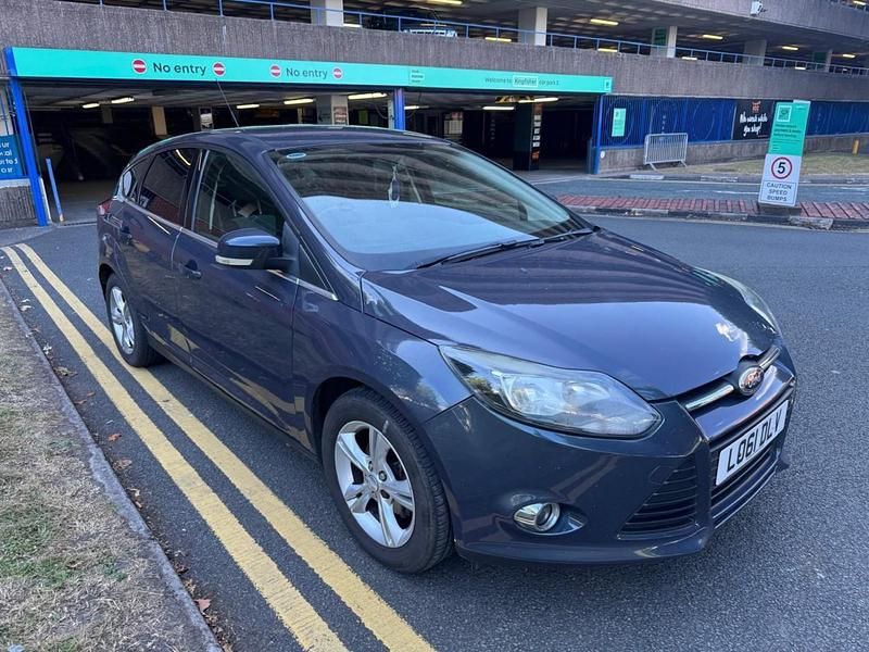 Grey Used 2011 Ford Focus Zetec Hatchback | £2,995 (Fair price) - Image 1/2