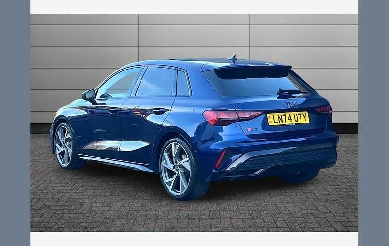 Used Audi A3 Black Edition 150 HP (110 kW) 2024 Blue Hatchback