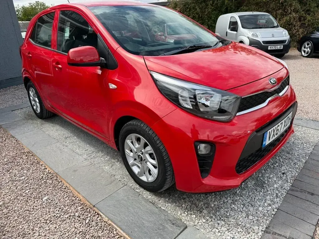 Used Kia Picanto 83 HP (61 kW) 2017 Red Hatchback