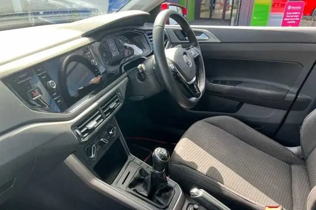 Used VW Polo 95 HP (69 kW) 2018 Hatchback