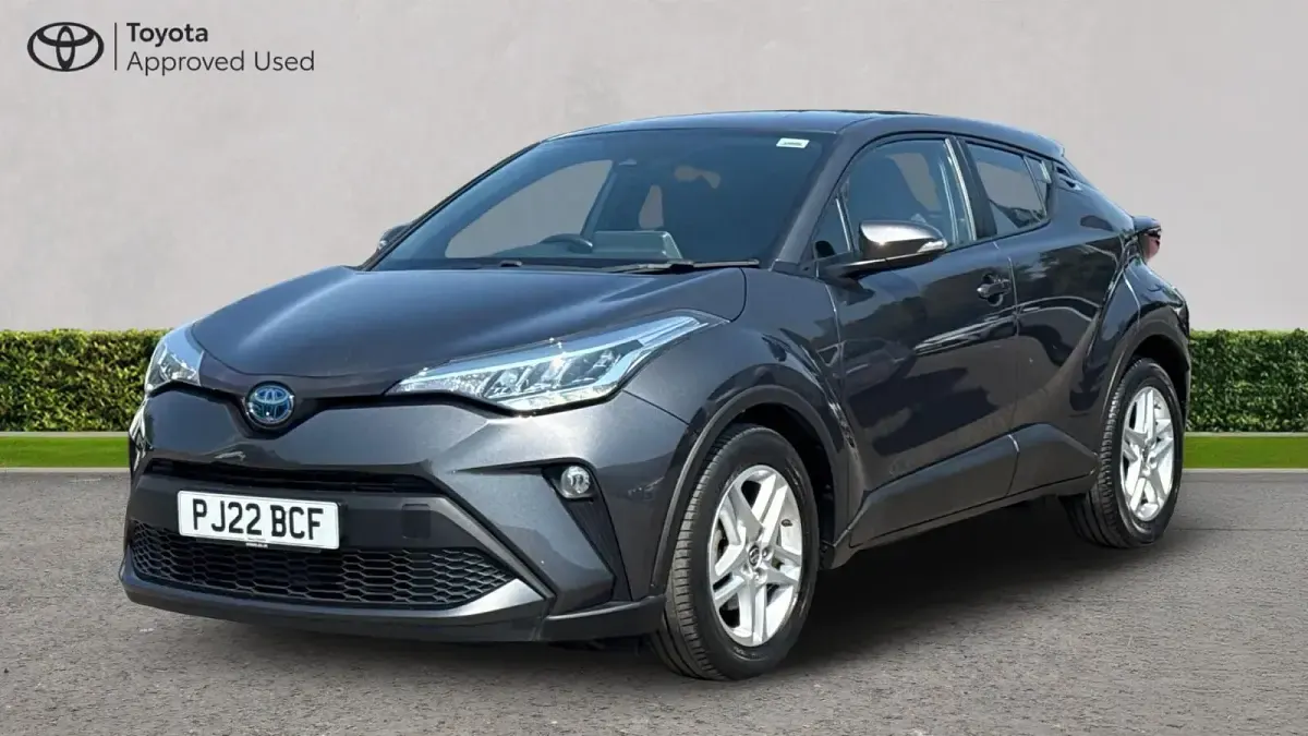 Used Toyota C-HR 122 HP (89 kW) 2022 Decuma grey SUV