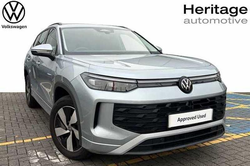 Used 2025 VW Tayron SUV | £33,850 (Super price) - Image 1/4
