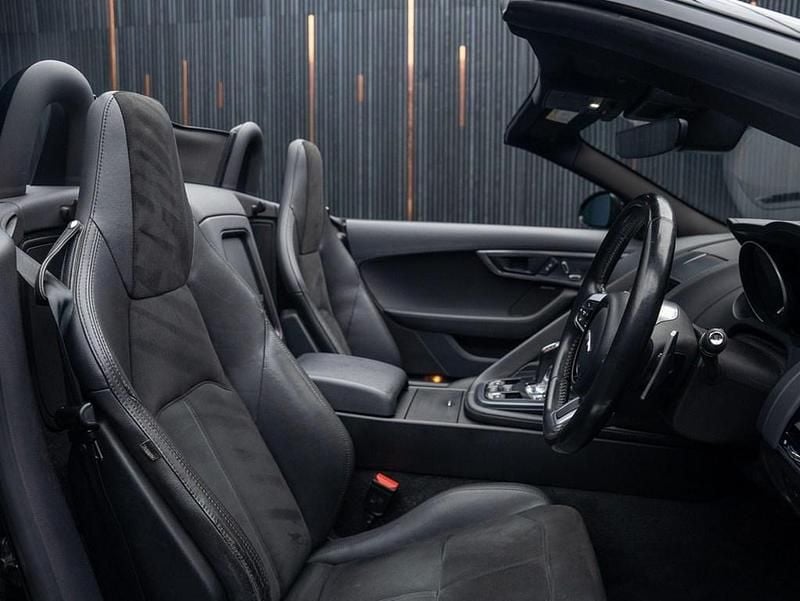 Used Jaguar F-Type R-Dynamic 300 HP (220 kW) 2018 Black Cabriolet