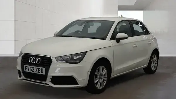 Used Audi A1 105 HP (77 kW) 2012 White Hatchback