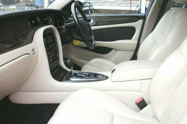 Used Jaguar XJ6 240 HP (176 kW) 2003 Sedan