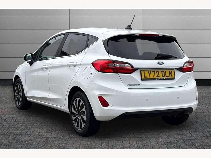 Used Ford Fiesta Titanium 100 HP (73 kW) 2022 White Hatchback