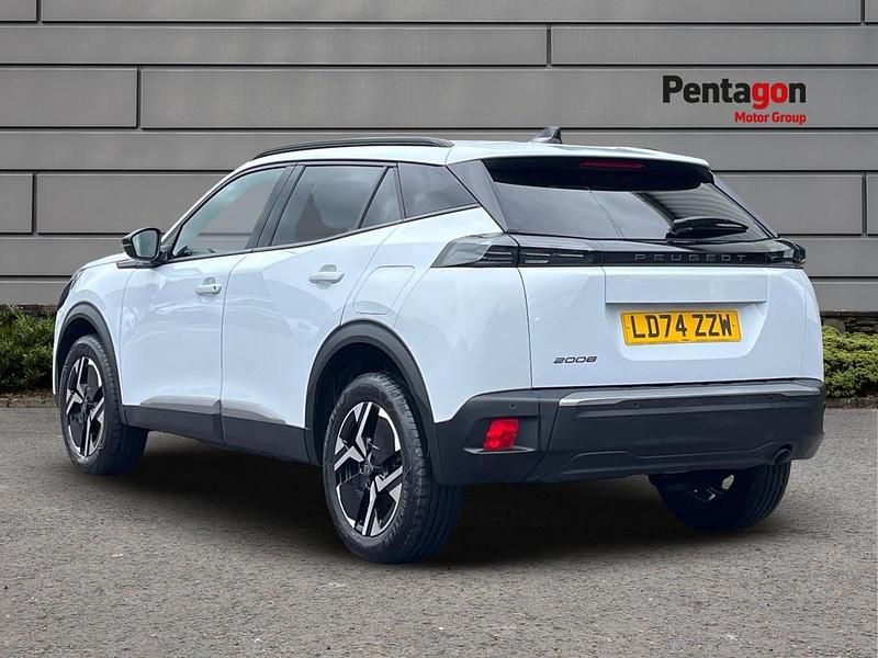 Used Peugeot 2008 Allure 101 HP (74 kW) 2024 White SUV