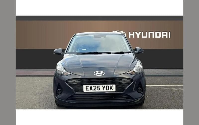 Used Hyundai i10 Advanced 63 HP (46 kW) 2025 Grey Hatchback