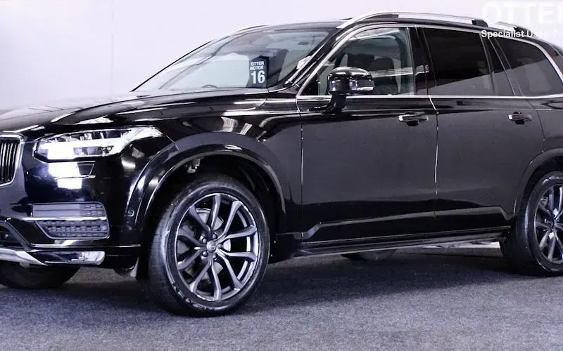 Usado Volvo XC90 Momentum 235 CV (172 kW) 2019 SUV