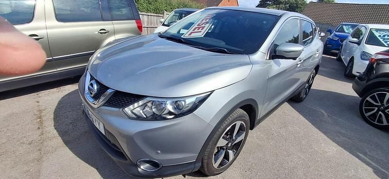Used Nissan Qashqai N-Connecta 2016 Silver SUV