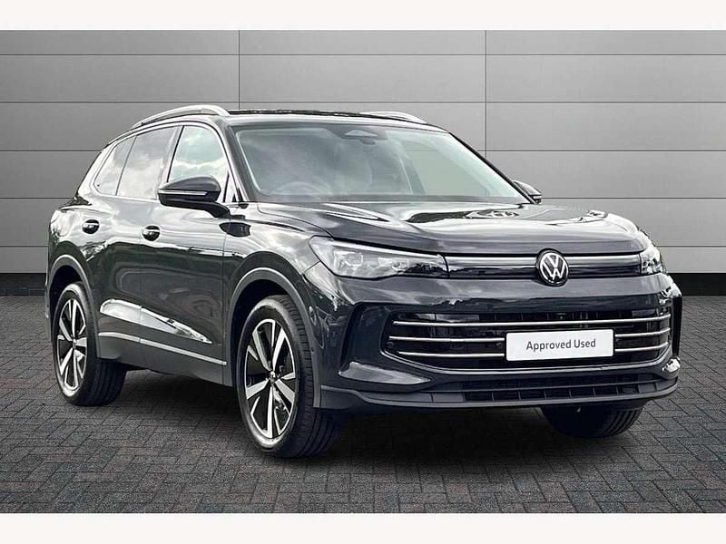 Grey Used 2025 VW Tiguan Elegance SUV | £34,990 (Expensive) - Image 1/4