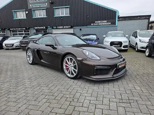 Used Porsche Cayman GT4 385 HP (283 kW) 2016 Red Coupe