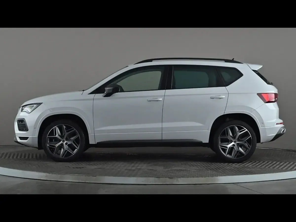 Used Seat Ateca FR Sport 150 HP (110 kW) 2025 White SUV