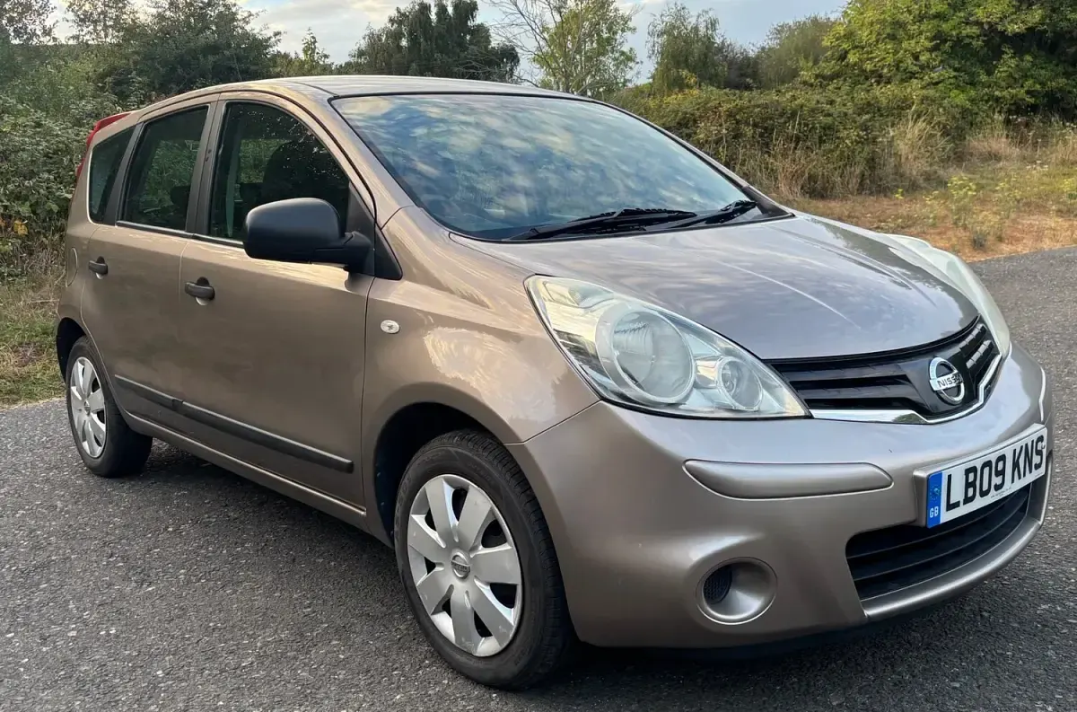 Used Nissan Note Visia 88 HP (64 kW) 2009 Beige Hatchback