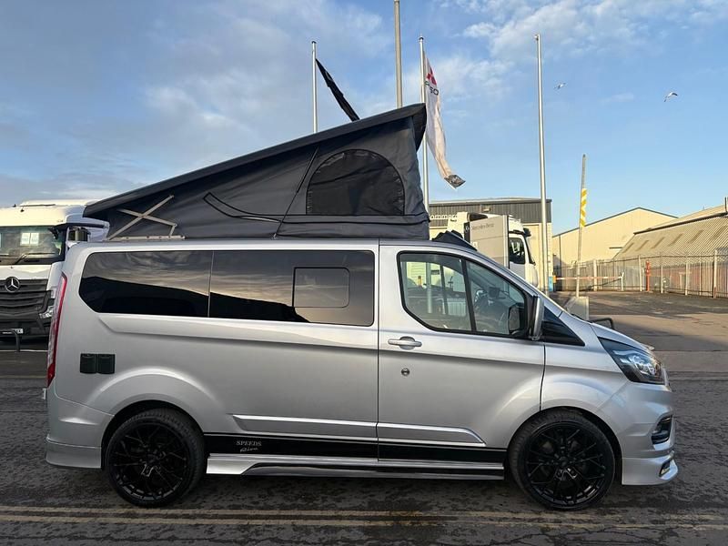 Used Ford Transit Custom Limited 185 HP (136 kW) 2020 Silver MPV