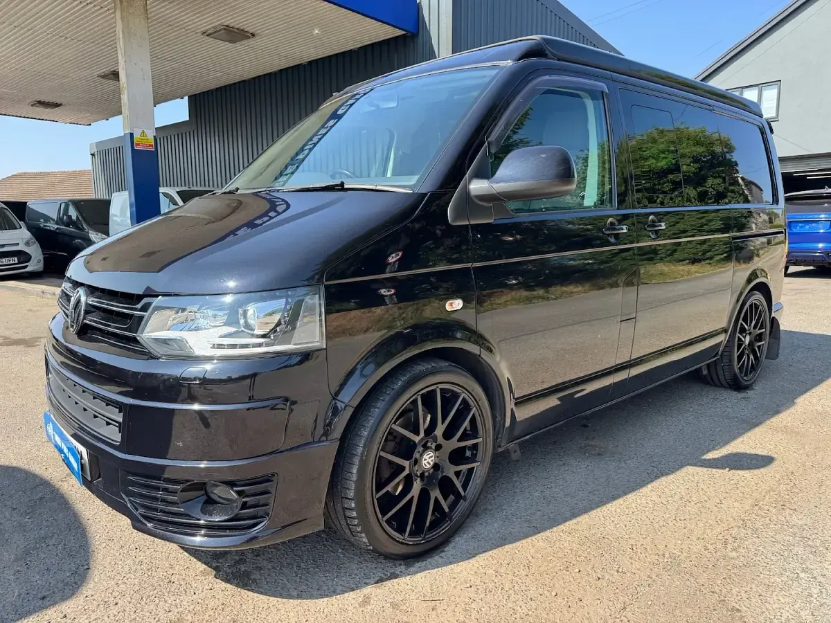 Used VW T5 Highline 140 HP (102 kW) 2015 Black Van