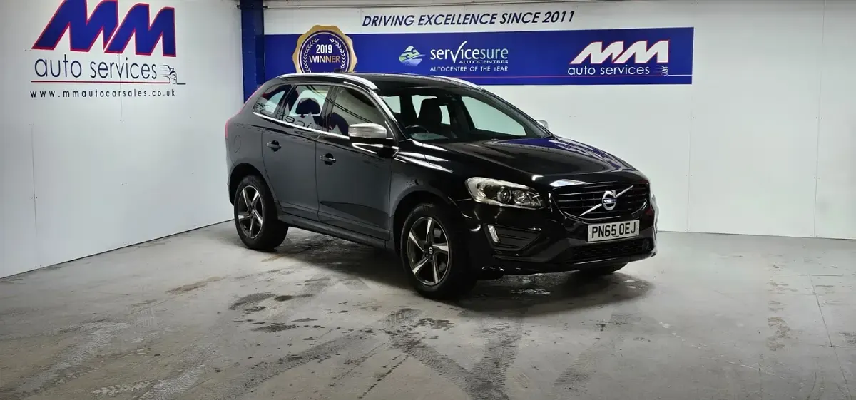 Used Volvo XC60 R-Design 190 HP (139 kW) 2015 Black SUV