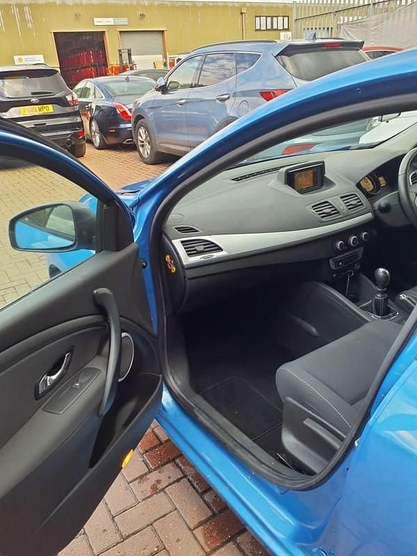 Used Renault Mégane III Dynamique 110 HP (80 kW) 2012 Blue Hatchback