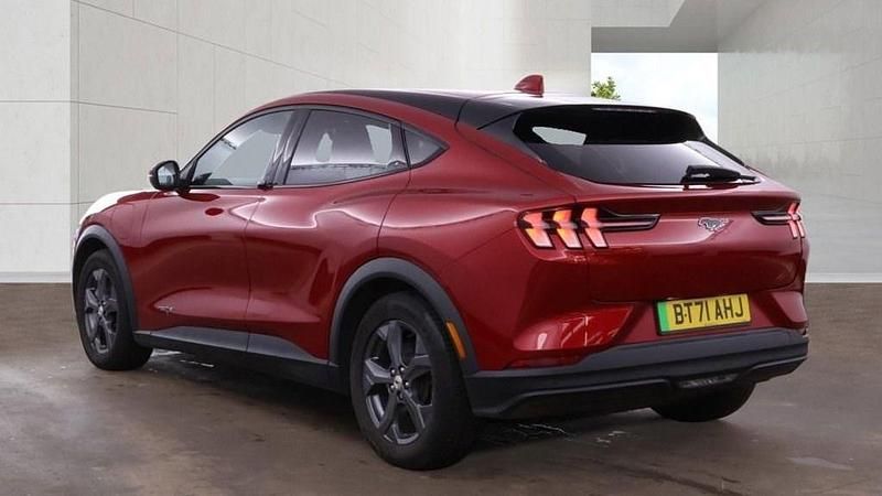 Used Ford Mustang Standard Range 269 HP (197 kW) 2021 Red Hatchback