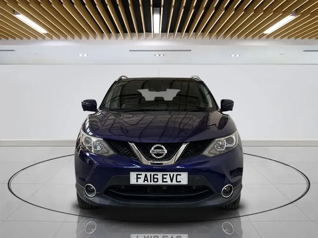 Used Nissan Qashqai N-Connecta 115 HP (84 kW) 2016 Blue SUV