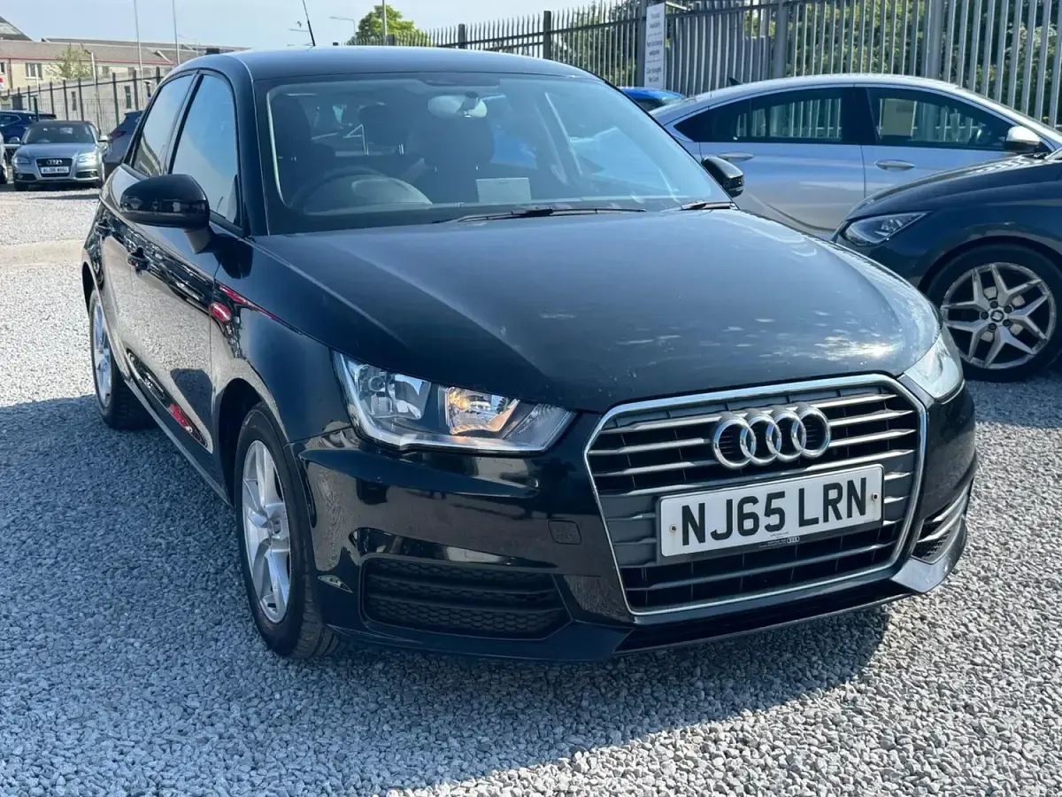 Used Audi A1 Sportback Design 116 HP (85 kW) 2015 Black Hatchback