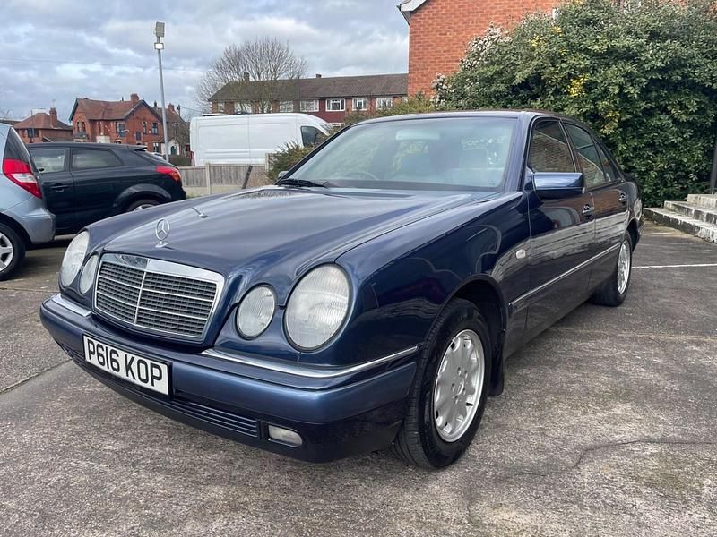 Used Mercedes E230 Elegance 1997 Blue Sedan