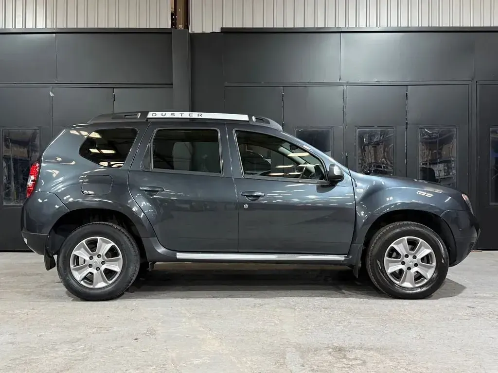 Begagnad Dacia Duster Lauréate 2016 Grå SUV