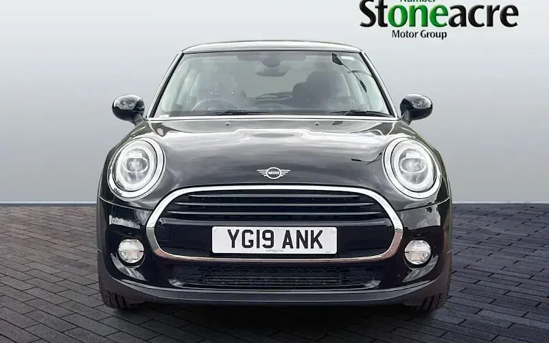 Used Mini Cooper Classic 136 HP (100 kW) 2021 Hatchback