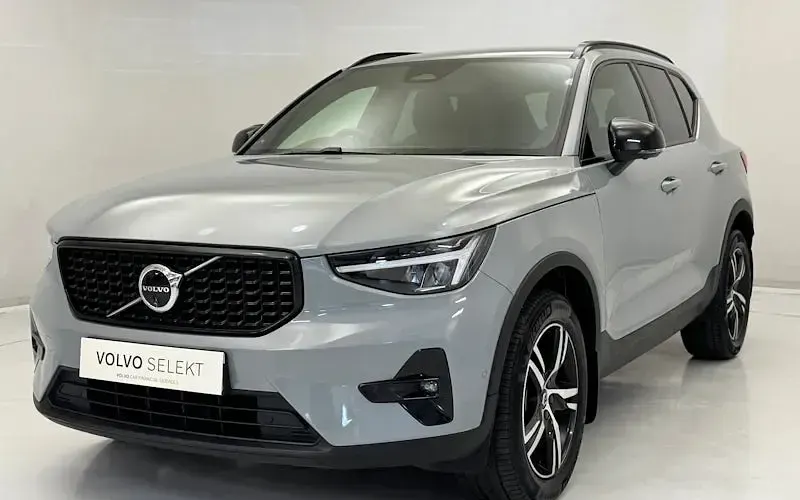 Used Volvo XC40 Plus 163 HP (119 kW) 2026 SUV